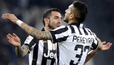 Тевес предупреди: Още не сме шампиони