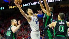 Филаделфия удължи серията с Бостън