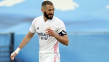 Бензема иска титлата с Франция