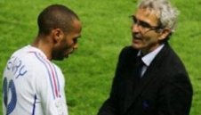 Марсел Десаи се чуди защо е сменен Тиери Анри