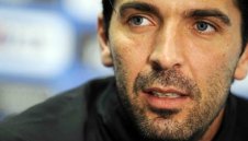 Буфон: Топката за Мондиала е бедствие