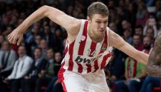 Везенков с 9 точки при  успех на Олимпиакос