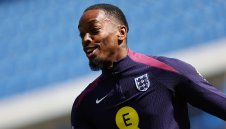 Ман Юнайтед избира между трима за атаката си