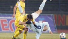 Левски удря на камък с контролите в Малта