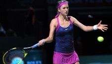 Азаренка не остави шансове на Стоусър