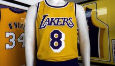 Потник на Коби беше продаден за 2.73 милиона долара