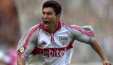 В Германия решиха: Балъков е по-велик от Ройс, Ридле, Пфаф, Йозил, Раул и Хумелс