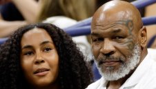 Гришо срази Алкарас пред Майк Тайсън и куп легенди 