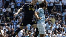 Астън Вила души около ренде на Лацио