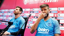 Пике: Меси ще остане в Барселона