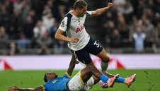 Уулвс изпусна да нашамари Тотнъм в Лондон