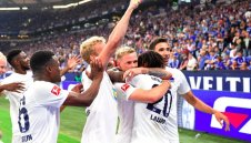 "Старата дама" омагьоса "миньорите" с Дуда