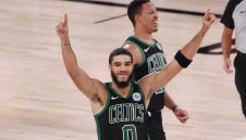 Бостън детронира Торонто, Денвър изненада ЛА Клипърс