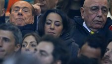 Галиани: Берлускони може да запази Милан 