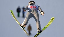 Владимир Зографски преодоля квалификацията в Инсбрук