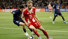Ас на Байерн чака второ от екзотична мацка + СНИМКИ