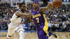 Силен дебют за Айзея за Лейкърс