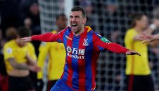 Орлите излетяха от опасната зона след драма