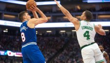 Сакраменто спря победната серия на Бостън