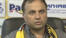 Ники Митов-Калъфката подви опашка и се върна в Септември