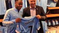 ОФИЦИАЛНО: Стърлинг е играч на Манчестър Сити