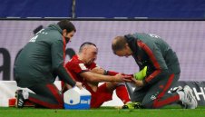 "Да ви е*а майките и бабите": Рибери се счупи