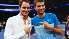 Гришо направи за смях Божинката, показа му как се пее + ВИДЕО