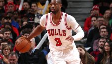 Дуейн Уейд разтрогна с Чикаго