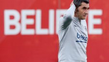 Нещо притеснително става в Барса, Валверде е на "нож" с ръководството