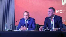 Ще реди трансфер? Шеф в ЦСКА отлетя за чужбина