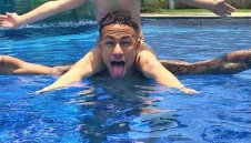 БИСЕРИ: Неймар и ПСЖ пик*ят в басейна, Моци е грозник