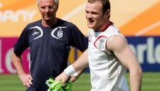 Рууни готов за Тринидад и Тобаго