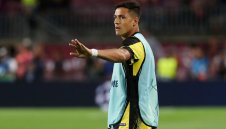 Операцията на Алексис мина успешно, младок ще го замества