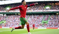 Юнайтед сменя Кристиано Роналдо с голяма звезда