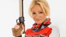 Мария Гроздева към крадците: Стрелям без предупреждение. Нека ги лежа после!