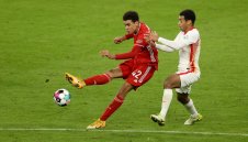 Умният Байерн вече бере сочни плодове