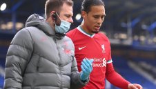 Клоп с притеснителни новини: Ван Дайк не е готов за Евро 2020