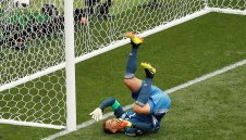 Мексиканците крещят: Нойер, к**во!