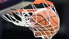 Спартак се измъкна срещу Рилски, ще има решаващ 5-и мач