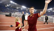 Принцът на Рим Тоти прати Рома в Шампионската лига + ВИДЕО