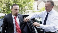 Румениге призна: Байерн е зависим от Рибери