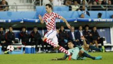 Лестър точи лиги за Никола Калинич