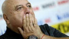 Венци Стефанов с нова атака към Бербатов: Къде е тръгнал? Той е дезертьор