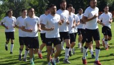 Локо (Пд) тества двама бразилци 