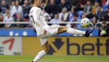 Реал се страхува за Роналдо, не му дава да тренира