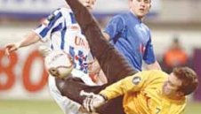 Петков на линия за мача със Славия