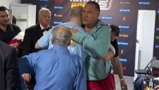Гасиев върна пояса на Кобрата: Ти си по-голям от мен, уважавам те! + ВИДЕО