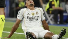 Александър-Арнолд се прицелва в "Ел Класико"