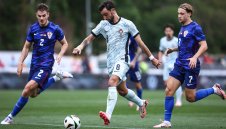 Бруно Фернандеш e доволен от... критиките