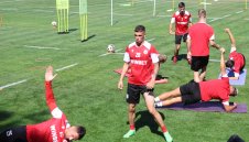 ЦСКА представи отбора и играе последната си контрола